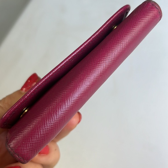 Auth. PRADA Gather Leather 6 Ring Key Case Wallet Pink Gold Tone Hardware Logo - Picture 7 of 17